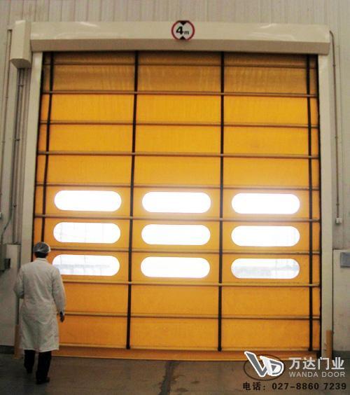 东城堆积门
